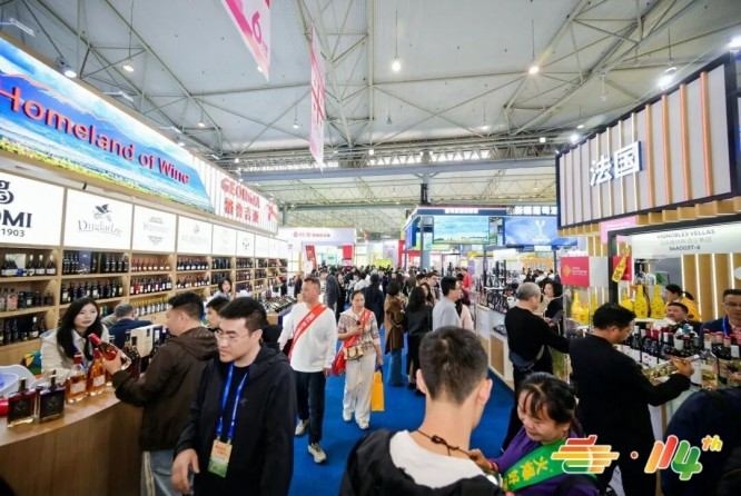 如何联系组委会预约2026南京秋糖展位？跨境食品企业必知